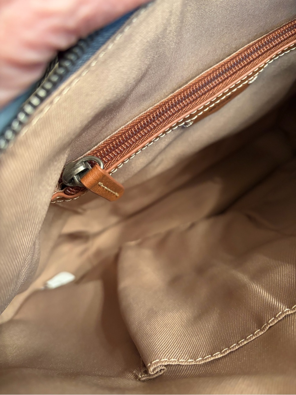 The Sak Sequoia Leather Hobo Shoulder Bag- Large slouchy bag and lightweight - Picture 16 of 16